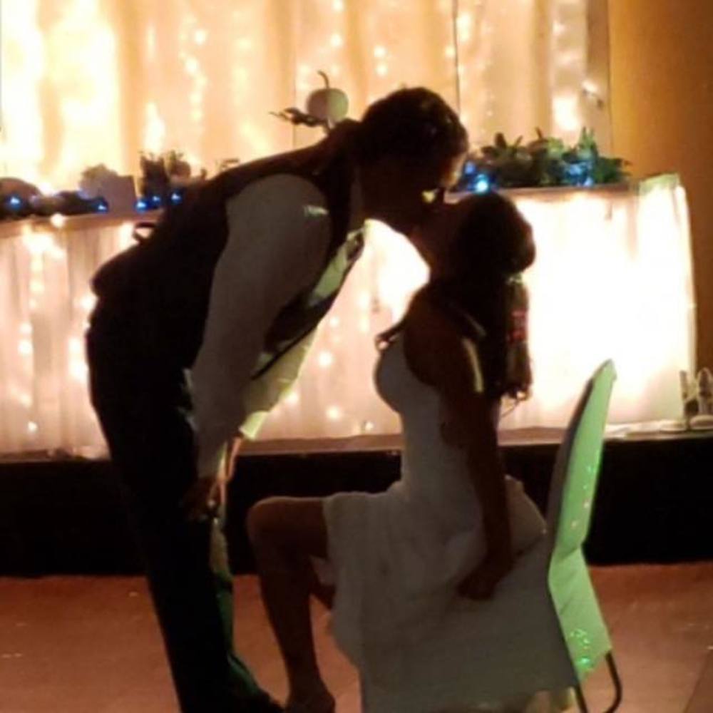 Meet your Posher, Larisa